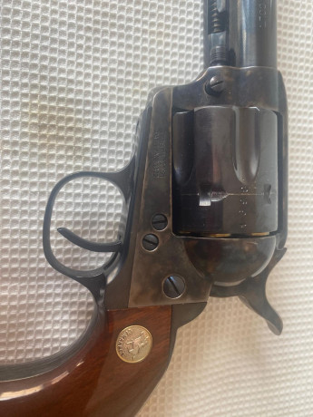 Se venden estos revolver 
450€ cada uno. calibre 45 colt 
Son de un amigo  IMG-20260216-WA0008.jpg  IMG-20260216-WA0008.jpg 00