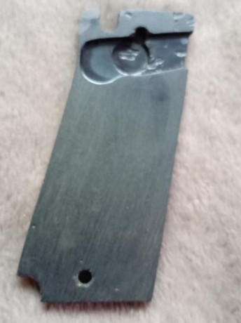 Hola, voy a ir poco a poco colocando para vender todas las cachas de pistolas STAR que tengo , pues quiero 11