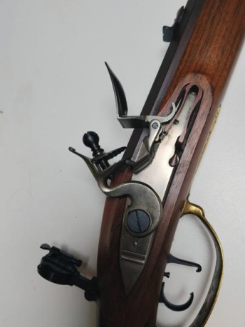 Se vende Jäger Target, de pedernal.  Calibre.54
Pedersoli 
Para competir en Pensilvania y en Maximilian 10