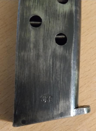 Cargador FN 1899/900 calibre 7.65 7 cartuchos de capacidad.
Con marcaje FN 
 90  Euros con envío  certificado. 02