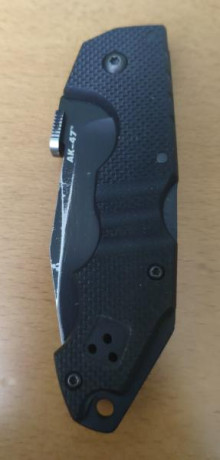 Saco estás dos navajas de la colección. Tienen uso pero en perfecto estado.

Precio  50€  las dos 12