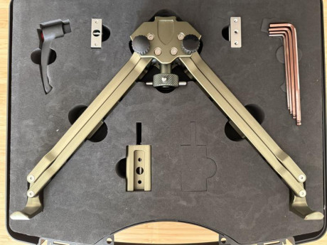 Se vende Bipode FCS26 / F-Class Soluciones 26.
El bípode FCS26 está diseñado para disparos de precisión 10