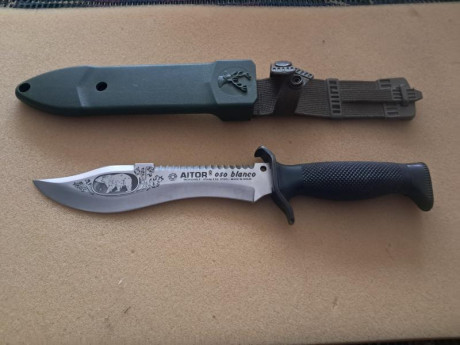 Actualizado con más piezas.
Hola compañeros.
Vendo piezas de la marca Aitor.
Fotos a lo largo del post.
Se 42