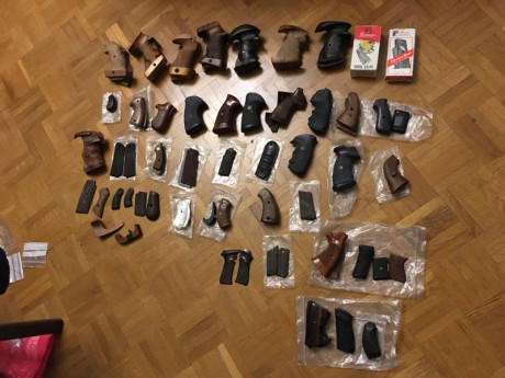 Se vende lote  de cachas de pistola y revólver; en la foto salen todas  NO se  modelos. Precio: 700 euros 00