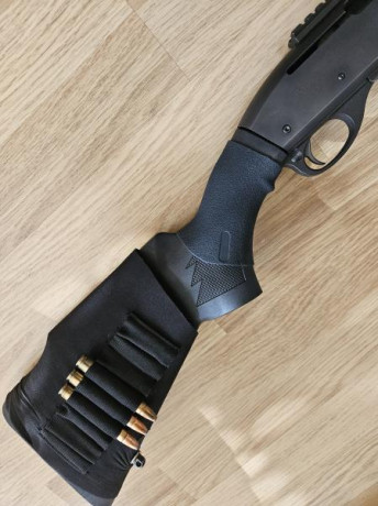 Hola.
Pongo en venta un Remington 7400 de fibra , calibre 35 Whelen.
Cañón de 56 cm. , buena precisión 00