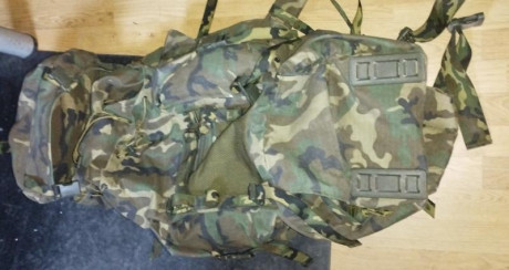 Vendo estos materiales,  precios en las fotografías, se puede mejorar el precio por cantidad, gastos de 30