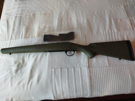 Vendo Culata Bergara B14 accion magnum con 2 cargadores extraibles. Precio 250 euros. 01