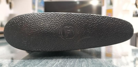 Se vende rifle del calibre 22 LR, marca Ceska (CZ) modelo 452, caja larga.
Se vende con monturas y un 21