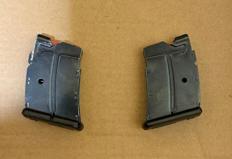 Vendo dos cargadores de 5 balas para carabina Anschutz 1710 (cal .22LR)
Precio: 50€ cada uno
Envió incluido. 01