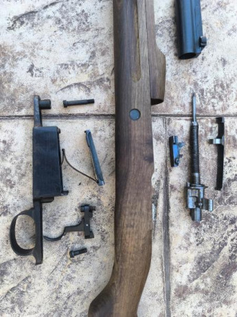 Se venden todas las piezas que se ven en las fotos, pertenecientes a un máuser coruña mod. 43, en muy 01