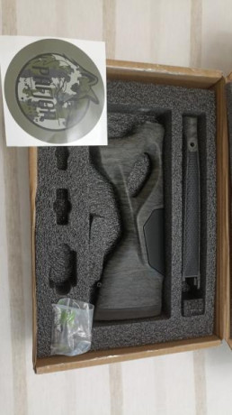 Se vende culata y guardamos de pafjor , culata modelo thumbole para browning mk2, sin usar 650 euros más 00