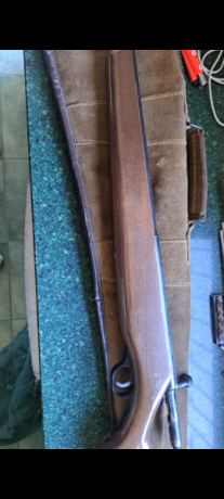 Vendo escopeta de cerrojo,marca Norica, calibre 410. En buen estado.
Tengo 4 cajas de cartuchos y 1 de 11