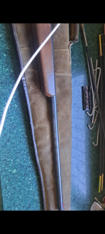 Vendo escopeta de cerrojo,marca Norica, calibre 410. En buen estado.
Tengo 4 cajas de cartuchos y 1 de 10