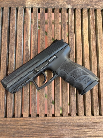 Buenas,
Pongo a la venta una HK P30 en perfecto estado. Equipada con 1 cargador.
Pido 240€ y se puede 01