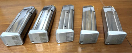 Se ofrece magnífica pistola STI Apeiro cal.40SW  :
* Cañón Schuemann de  tipo Islam rampado de 5” pesado. 11