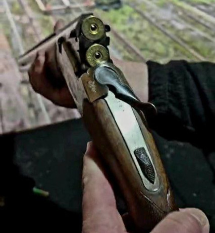 OJO – LEER BIEN 

Muy buenas compañeros,

Pongo a la venta esta escopeta superpuesta AZHUR EIBAR, IMPORTANTE: 01