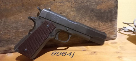 Este Colt esta en su estado orginal, sin marcajes post guerra.
La mayoría de los Colts que se encuentran 00