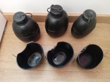 Vendo lote de Cantimploras y cacillos NATO 

20€ todo el conjunto, envío incluido 00