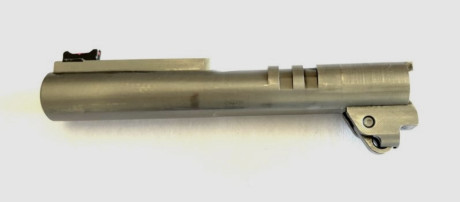 Se ofrece magnífica pistola STI Apeiro cal.40SW  :
* Cañón Schuemann de  tipo Islam rampado de 5” pesado. 21