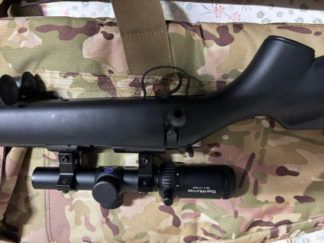 Hola, vendo un CZ455 en calibre 17HMr, solo tiene tres años, he tirado una caja de balas, tengo además 02