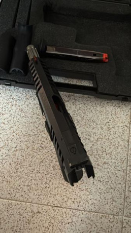 Vendo Grand Power x-calibur , calibre 9mm, lleva 4 cargadores, funda IPSC y muelles recambio.
Usada en 00