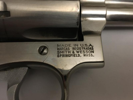 VENTA DE revolver Smith Wesson springfield 357 mag..
1200 euros (negociables y escucho ofertas ).. 00