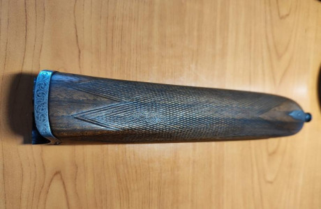 Se ofrece a la venta una escopeta Victor Sarasqueta Modelo 216 HH Hispania, calibre 12, una pieza clásica 31