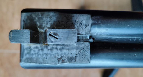 Se ofrece a la venta una escopeta Victor Sarasqueta Modelo 216 HH Hispania, calibre 12, una pieza clásica 111