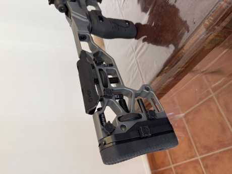 NUEVO, sin estrenar, lo compré en 2024 por capricho y no lo he llegado a estrenar. Incluye freno de boca 30