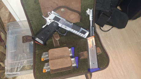 Hola,he abierto este hilo para que todos aquellos que tengais armas Españolas,podais lucirlas aqui con 90