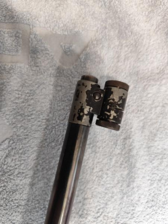 En buen estado, disparando balun de 0,48 g a +_ 180 m/s, unos 7.76 julios.

Tene marcas de uso leves en 01