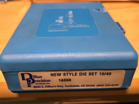 Oferta, Dies Dillon 40 Smith & Wesson, versión Dynamic Die Set con 4 dies: recalibrador/desempistonador, 01