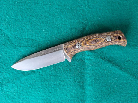  Buenas tardes

Pongo en venta un cuchillo Muela Tuareg sin uso alguno y absolutamente impecable.

Preciso 02
