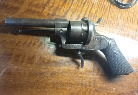 Un compañero de Córdoba, vende este Revolver Lefaucheux

Inscrito en Libro Coleccionista

Cañón de unos 02