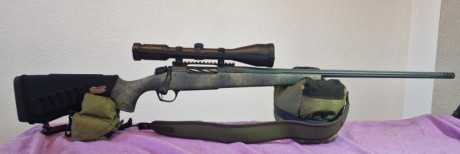 Rifle de cerrojo Bergara B14 Wilderness Sierra. Cañón acero acanalado y freno de boca.    
Visor Khales 01