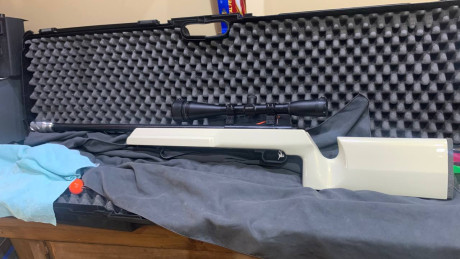 Vendo Anschutz 1913 de mediados del 2023  comprada nueva .
Impecable y con la culata pintada de blanco 00