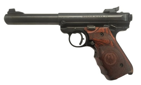 Hola
Vendo pistola Ruger Mark IV Target, con empuñadura de madera. En su caja original, con dos cargadores 01