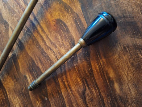 *SE VENDE:* 

Set de baquetas para armas de avancarga o cartucho metalico polvora negra.

Baquetas de 01