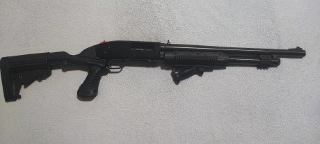Buenos días. Pongo en venta una escopeta Mossberg modelo 500 ATP (TACTICAL POLICE). Es una variante de 01