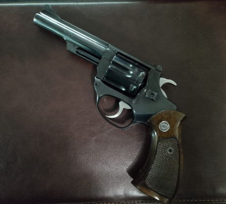 Hola,he abierto este hilo para que todos aquellos que tengais armas Españolas,podais lucirlas aqui con 100