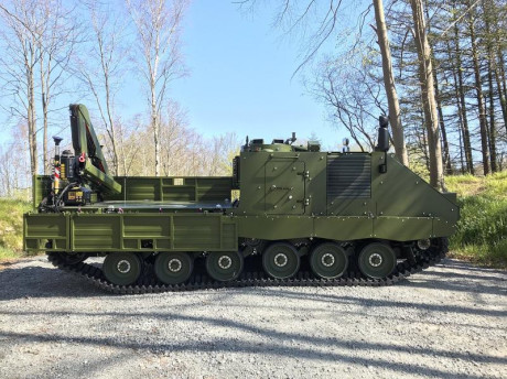 Alguien sabe de este vehículo? no se, no parece que se hable mucho de él?

Una versión a ruedas canadiense? 00