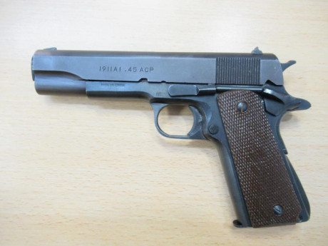 Vendo Pistola Norinco calibre 45 ACP con 2 cargadores. Para guiar con licencia tipo B, A o F. Precio 325€ 00