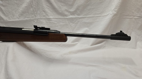 Ahora el turno de esta Diana 48
Impecable de estado y funcionamiento
Calibre 4,5 Potencia sobre los 23j 01