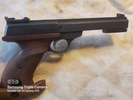 ​ ​VENDO: FN Browning International II – Calibre .22 LR
​Pistola semiautomática de tiro de precisión fabricada 01