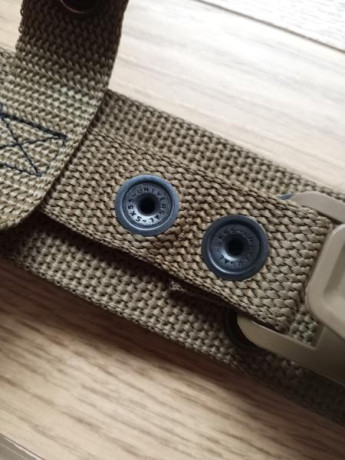 Vendo Gerber StrongArm Coyote con filo Liso, hoja fabricada en acero 420HC con revestimiento cerámico 30