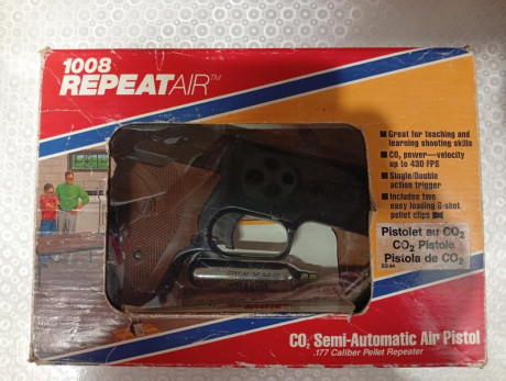 Pongo a la venta esta pistola de colección.
1008 REPEATAIR CROSMAM
Tiene años, pero guardada como una 22