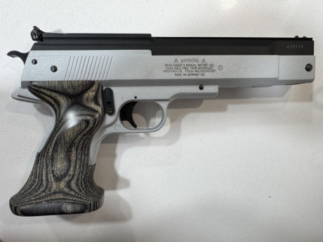 En Madrid. Muy buen estado.

270€

Prefiero trato en mano. Si hubiese portes, aparte. 01