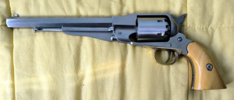 Vendo
Remington New Model Army cl 44
Euroarms of America
En muy buen estado de conservacion.
Con dos juegos 02