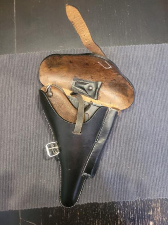 Un amigo vende una   Pistola Luger P-08 cal 9pb  

Estado de conservación aceptable para tiro deportivo. 10