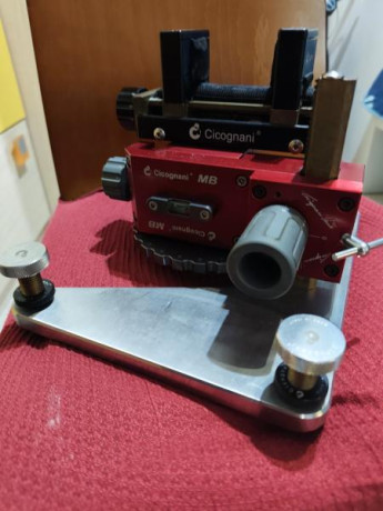 En venta
Precio 850 más portes
Barcelona 01